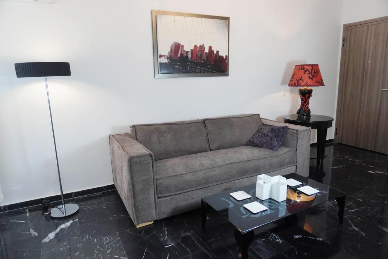 Marianna'S Stylish Brand New Apt In The Heart Of أثينا المظهر الخارجي الصورة